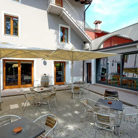 La Contessa Bed & Breakfast *