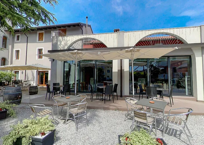 La Contessa Bed & Breakfast 3*