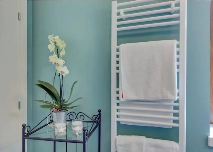 La Contessa Bed & Breakfast 3*